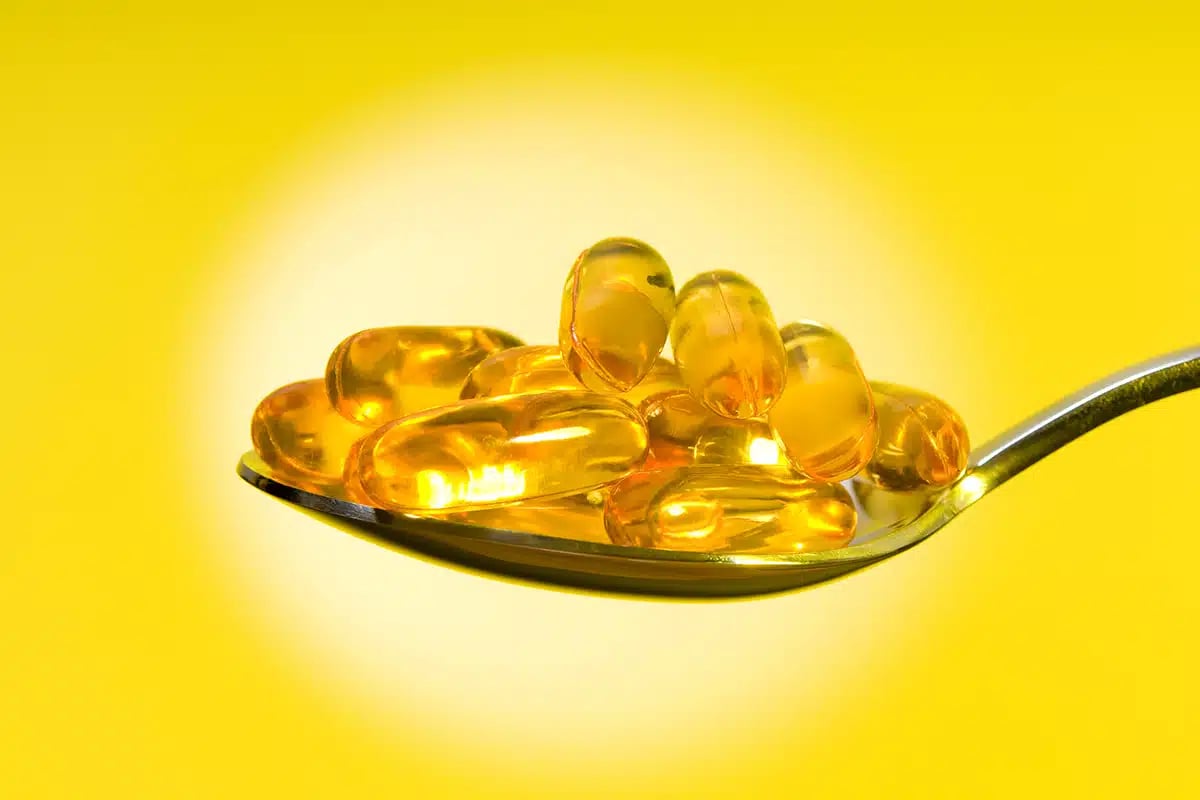 Capsules of fish oil gel